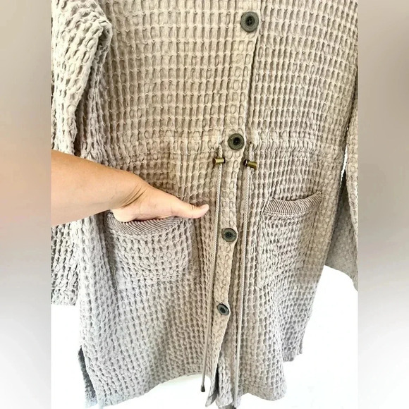 Monodoc LA Gray Hooded Waffle Knit Button Front Long Cardigan Jacket Size Medium - Picture 5 of 16
